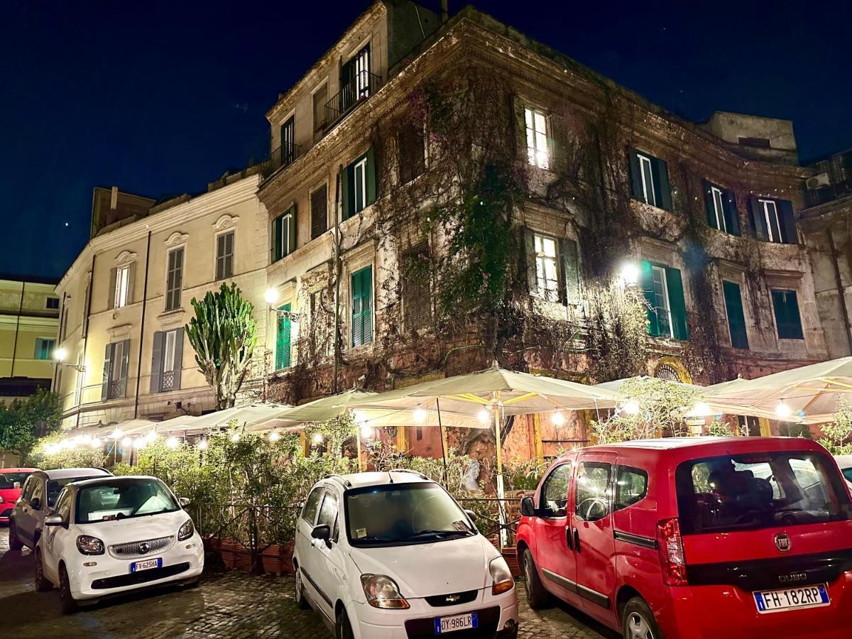Cristina Heart Of Rome,trastevere * Rom